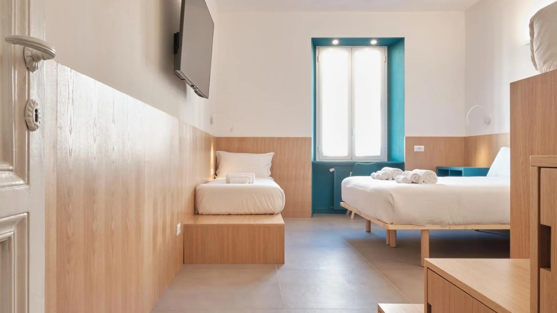 Station To Station Rome Ensuite Rooms Guest house