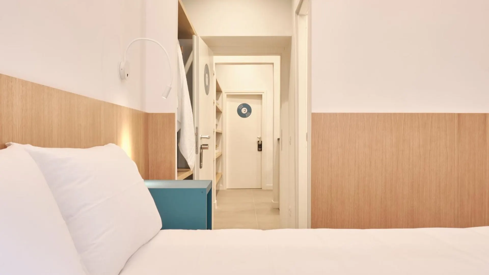 Station To Station Rome Ensuite Rooms Guest house